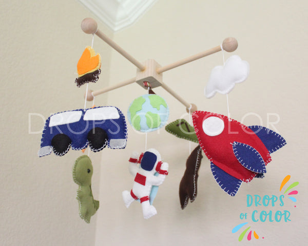 Boyhood Mobile, Spaceship Baby Crib Mobile, Animals